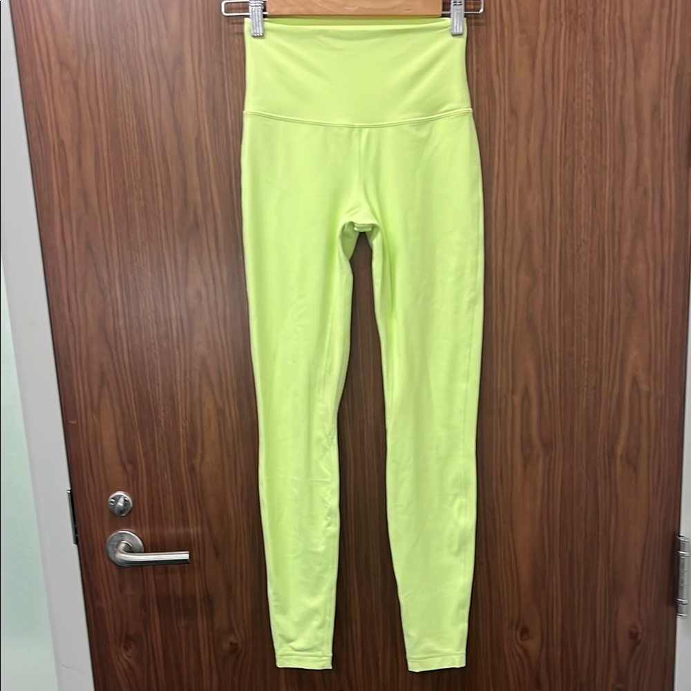 Women's Lululemon Align Neon Green High-Waisted Leggings. Size 4, Faded Zap 28” - Picture 3 of 6